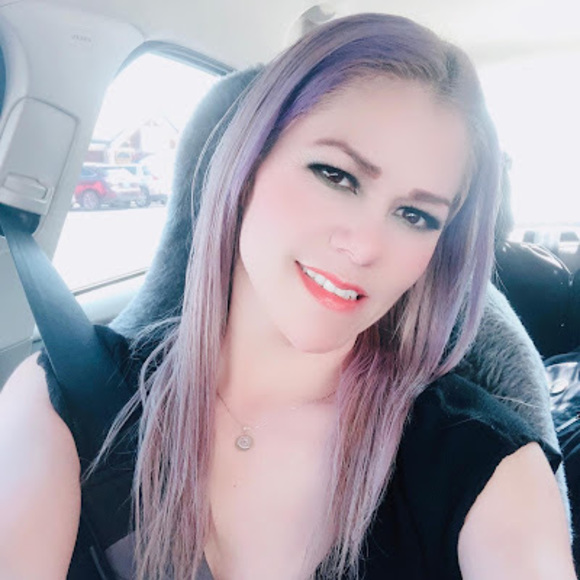 Meet your Posher, Angelica - Picture 1 of 1